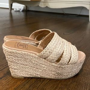 Lucky Brand Platform Slides